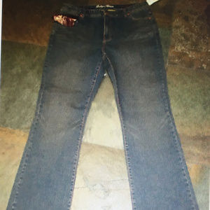 Indigo Jeans DALLAS 10 X 32 Boot Leg NWT